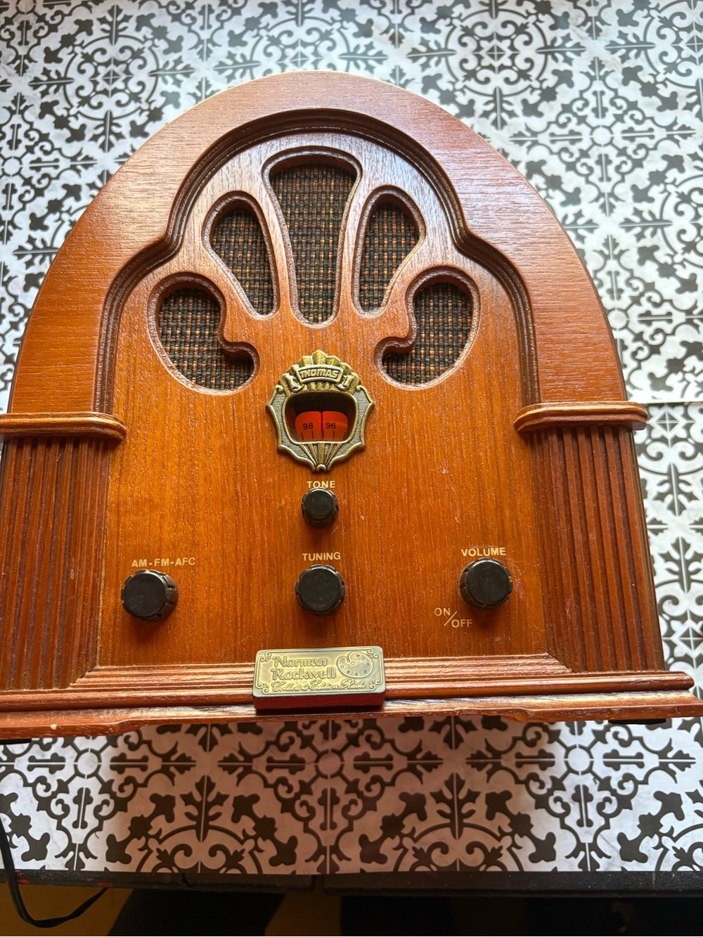 Norman Rockwell Vintage Style Wooden Cathedral Radio - Brown & Black